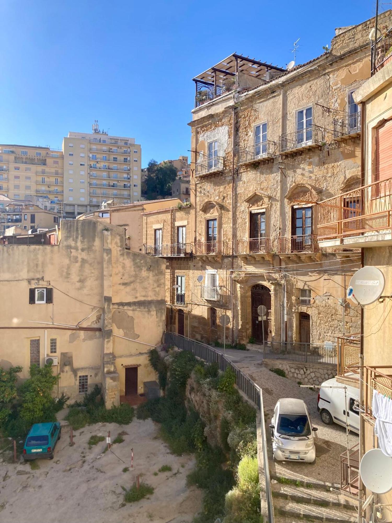 Agrigento Flat - Apartment With Private Parking Eksteriør billede